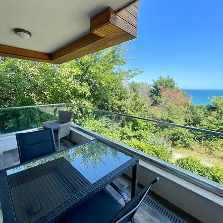 Apartamento Byla Sea Side *